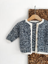Indlæs billede til gallerivisning HJØRRING BABY CARDIGAN